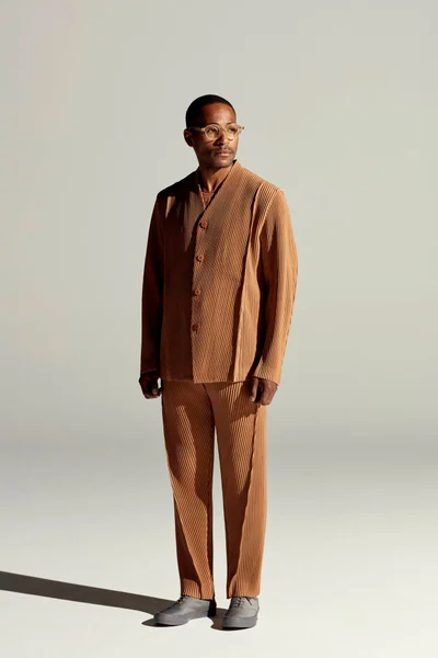 Look 5